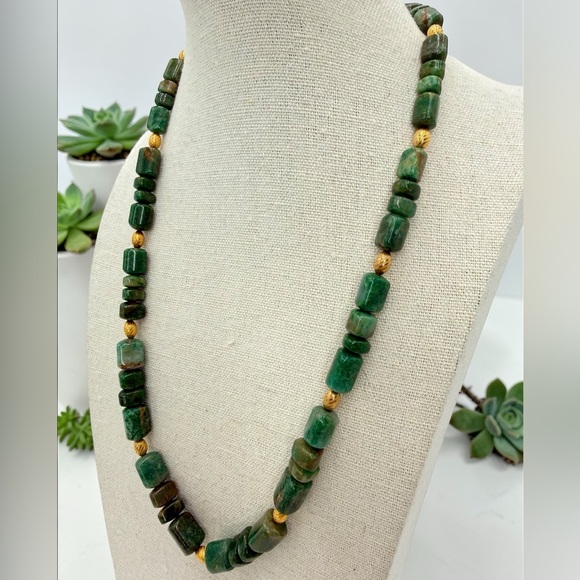 Jewelry - Mineral Grade Emerald Nugget Bead Necklace GoldTone Spacers Toggle Clasp 18” 53g
